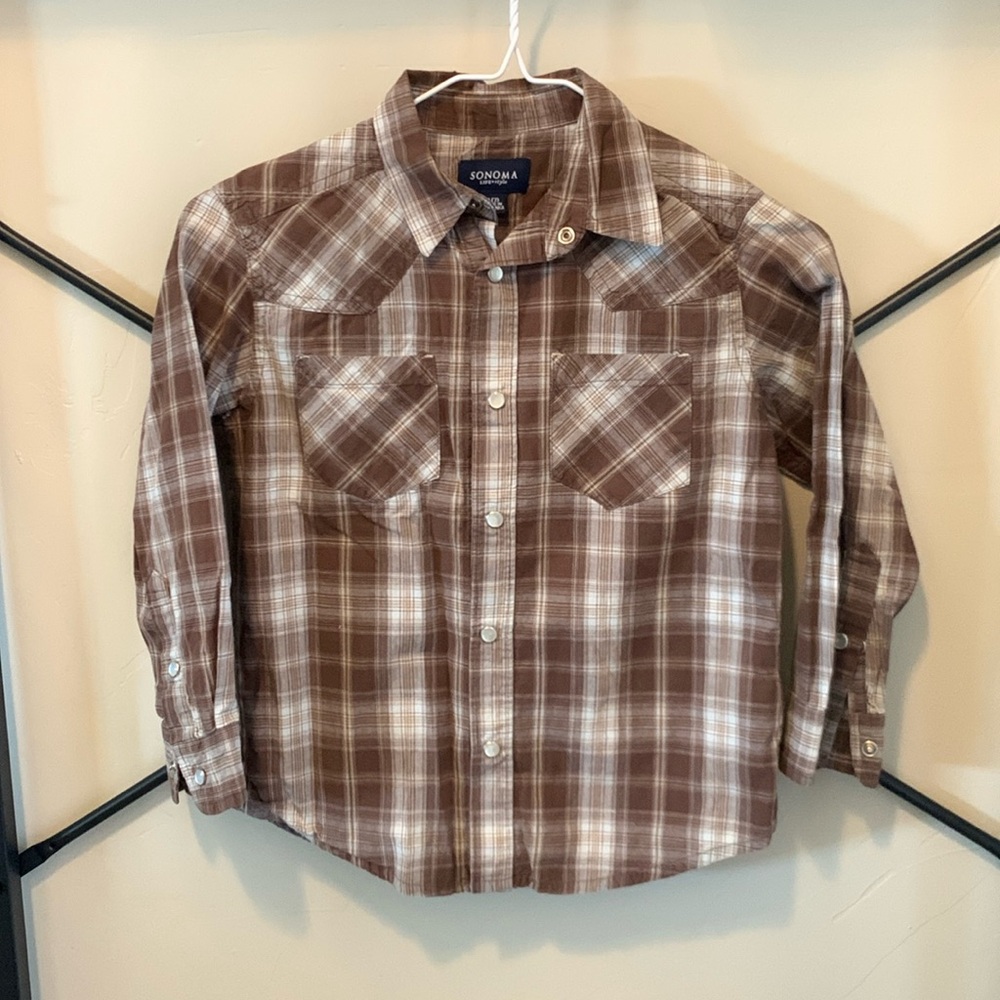 Boys pearl snap long sleeve shirt